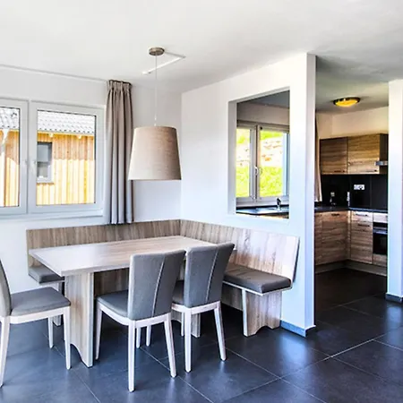 Holiday home 3-zi App Garni I Fraenkische Schweiz, Miselgau-obernsees *